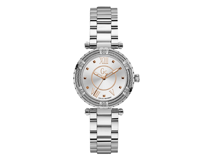 Gc ladydiver قطعة استثنائية للسيدة "الثورية" والعصرية